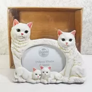 White Cat and Kittens Photo Frame Holds One 6x4 Picture