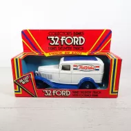Ertl True Value 1932 Ford Panel Delivery Truck Bank